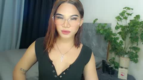 Snapshot of misstrishontop chatting on 02-09-25, 09:58 misstrishontop online show from 02-09-25, 09:58