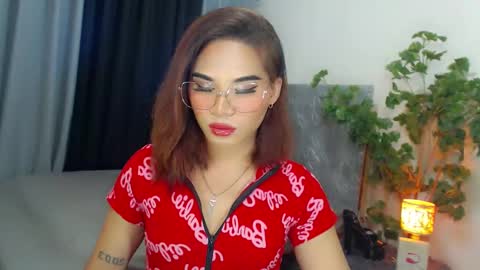 Snapshot of misstrishontop chatting on 02-09-25, 01:35 misstrishontop online show from 02-09-25, 01:35