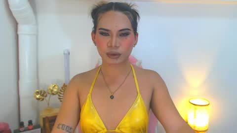 Snapshot of misstrishontop chatting on 09-18-25, 10:28 misstrishontop online show from 09-18-25, 10:28