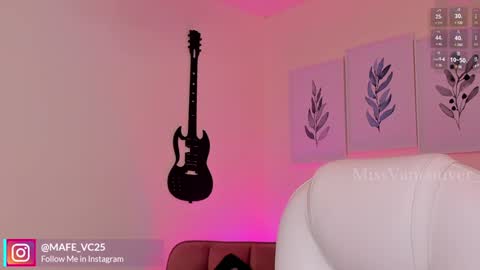 Snapshot of missvancouver_ chatting on 12-05-24, 02:53 Mafe Jimenez online show from 12-05-24, 02:53
