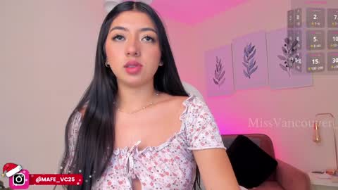Snapshot of missvancouver_ chatting on 12-15-24, 11:31 Mafe Jimenez online show from 12-15-24, 11:31