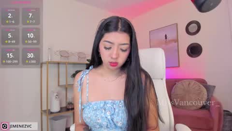 Snapshot of missvancouver_ chatting on 03-09-25, 11:35 Mafe Jimenez online show from 03-09-25, 11:35