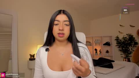 Mafe Jimenez online show from 02-10-26, 01:04