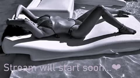 Snapshot of missvanessa0 chatting on 02-13-25, 10:23 .Vanessa. online show from 02-13-25, 10:23
