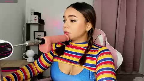 Sofia Vega online show from 08-02-26, 07:18
