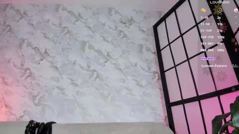 Pau OFmissweetpeach online show from 03-21-26, 02:05