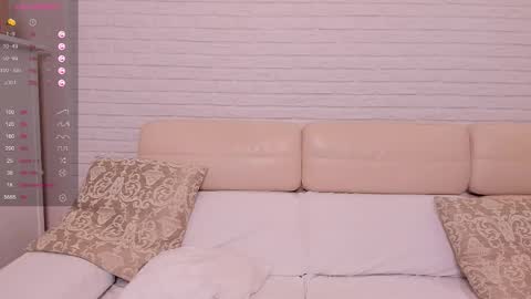 missxcaprice online show from 10-06-25, 02:53