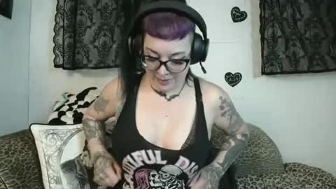 Missy Dee online show from 05-02-26, 07:35