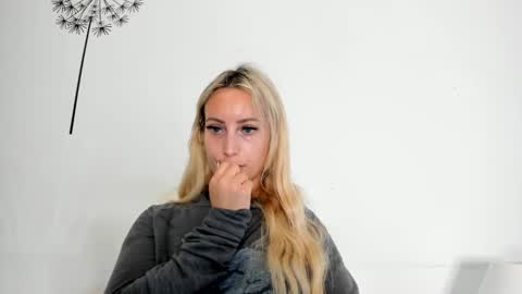 Missy matrix online show from 12-21-25, 10:33