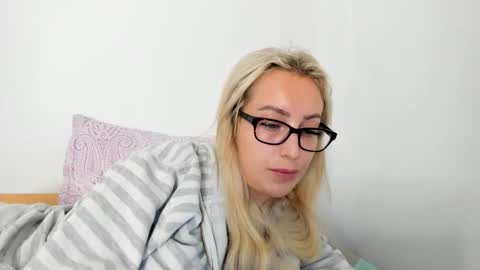 Snapshot of missy_matrix chatting on 05-22-26, 08:10 Missy matrix online show from 05-22-26, 08:10
