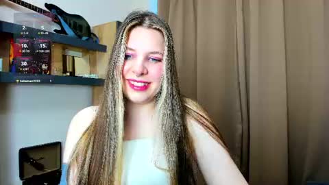 Snapshot of missyourann chatting on 06-28-26, 07:36 Anya online show from 06-28-26, 07:36