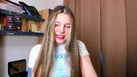 Snapshot of missyourann chatting on 07-01-26, 12:40 Anya online show from 07-01-26, 12:40
