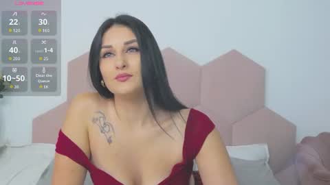Snapshot of missyross_ chatting on 07-06-26, 05:59 Elly online show from 07-06-26, 05:59