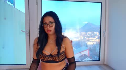 Snapshot of missyscarlet chatting on 03-18-26, 05:21 missyscarlet online show from 03-18-26, 05:21