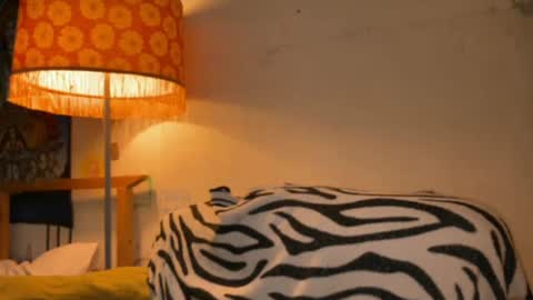 Zlata online show from 03-10-25, 06:59