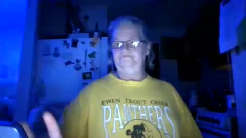 Snapshot of mister_dj777 chatting on 10-14-25, 12:55 MisterDJ online show from 10-14-25, 12:55