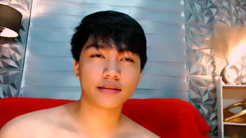 Snapshot of mister_officer chatting on 12-14-24, 01:59 SAINT SACHI will make your day online show from 12-14-24, 01:59