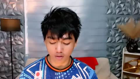 Snapshot of mister_officer chatting on 12-18-24, 01:02 SAINT SACHI will make your day online show from 12-18-24, 01:02