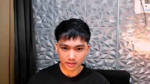 Snapshot of mister_officer chatting on 12-23-24, 12:25 SAINT SACHI will make your day online show from 12-23-24, 12:25