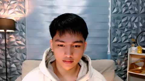 Snapshot of mister_officer chatting on 12-25-24, 09:43 SAINT SACHI will make your day online show from 12-25-24, 09:43