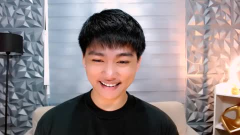 Snapshot of mister_officer chatting on 01-21-25, 07:04 SAINT SACHI will make your day online show from 01-21-25, 07:04