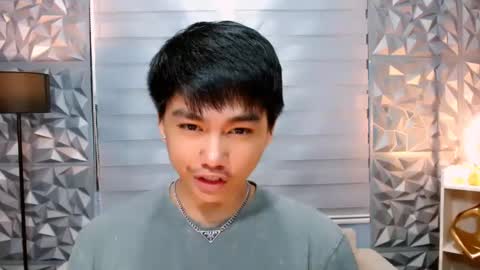 Snapshot of mister_officer chatting on 02-02-25, 01:08 SAINT SACHI will make your day online show from 02-02-25, 01:08