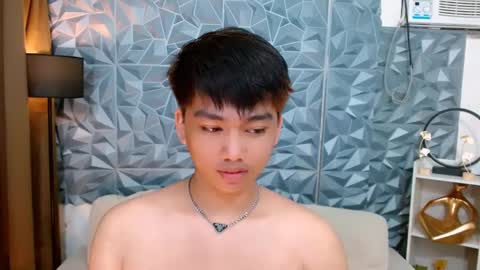 Snapshot of mister_officer chatting on 02-20-25, 02:29 SAINT SACHI will make your day online show from 02-20-25, 02:29