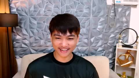 Snapshot of mister_officer chatting on 02-22-25, 04:18 SAINT SACHI will make your day online show from 02-22-25, 04:18
