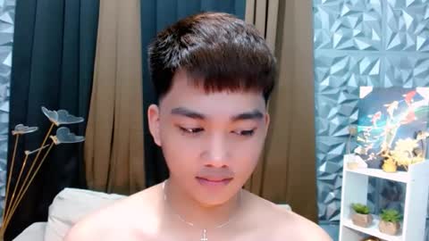 Snapshot of mister_officer chatting on 09-09-25, 01:27 SAINT SACHI will make your day online show from 09-09-25, 01:27