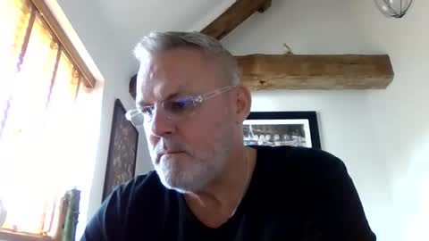 Snapshot of misterblivs chatting on 04-08-26, 08:25 Misterblivs online show from 04-08-26, 08:25