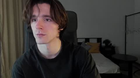 Snapshot of misterhult chatting on 12-12-24, 06:14 My name is Anton Bogatyrev online show from 12-12-24, 06:14
