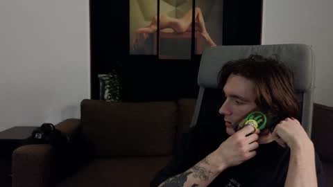 Snapshot of misterhult chatting on 01-24-25, 05:32 My name is Anton Bogatyrev online show from 01-24-25, 05:32