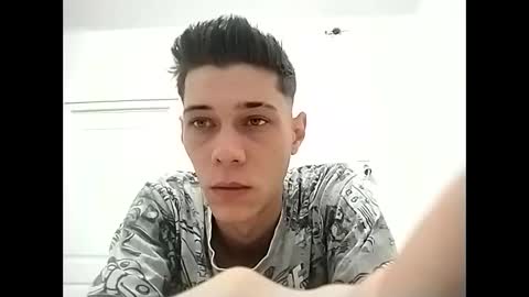 Snapshot of misteriosoxragazzo chatting on 09-12-25, 08:25 MisteriosoXragazzoX online show from 09-12-25, 08:25