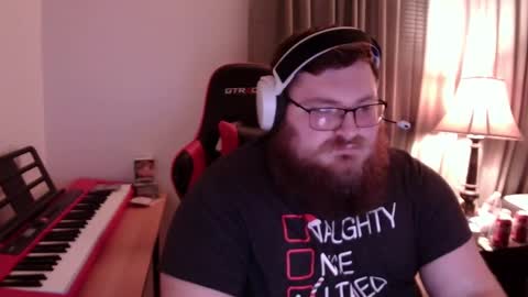 mistermac935 online show from 12-24-24, 03:27