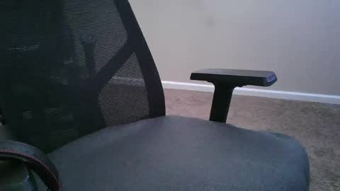 Julius online show from 04-04-26, 05:43