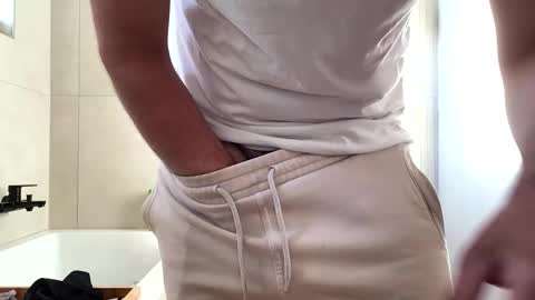 misterxy567 online show from 06-02-26, 05:04