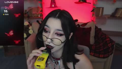 Marcelline online show from 10-17-25, 09:45