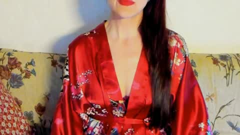 Victoria Eden online show from 06-14-26, 07:49