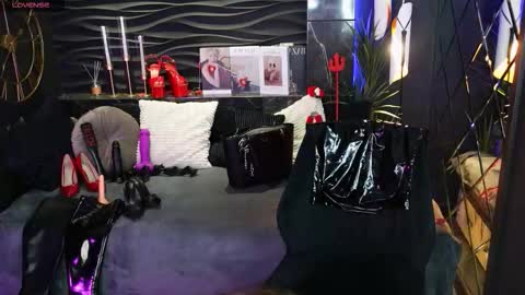 Darsy online show from 03-16-26, 01:48