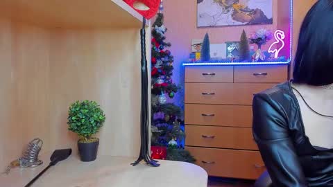 Mistress Kristi online show from 12-24-24, 11:22