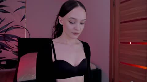 Mistress Mia online show from 12-04-24, 01:47