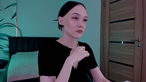 Snapshot of mistress_mialibra chatting on 10-07-25, 01:36 Mistress Mia online show from 10-07-25, 01:36