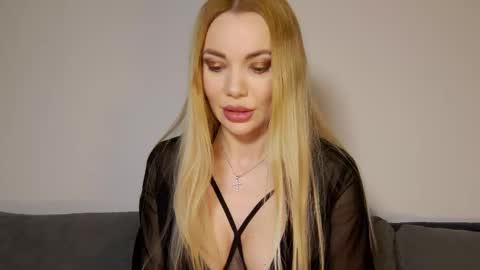 Snapshot of mistress_milana chatting on 01-10-26, 12:18 Milana online show from 01-10-26, 12:18