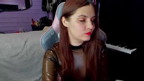 Dirty Priest and Ivi online show from 11-28-25, 12:02