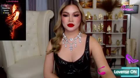 Snapshot of mistressathenna chatting on 07-07-26, 08:02 mistressathenna online show from 07-07-26, 08:02