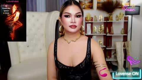 Snapshot of mistressathenna chatting on 07-27-26, 04:08 mistressathenna online show from 07-27-26, 04:08