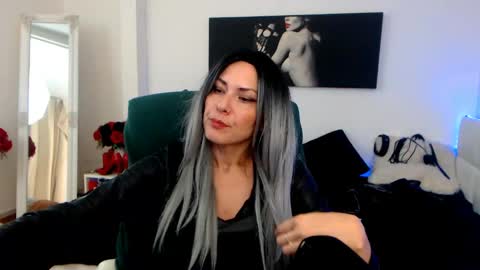 MistressEvelyn  online show from 12-05-24, 03:59