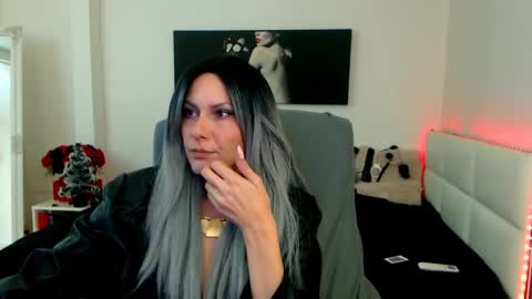 MistressEvelyn  online show from 01-08-25, 05:05