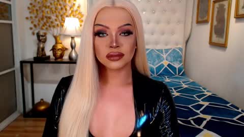 Snapshot of mistressivorykat chatting on 04-24-26, 05:26 Call me MISS JAS online show from 04-24-26, 05:26