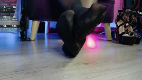 Jhadee online show from 10-16-25, 11:44